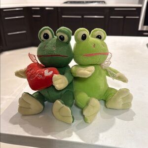 Green Frog Plush Toy Pair